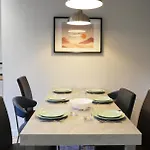 BEL APPARTEMENT OPARADI proche du port